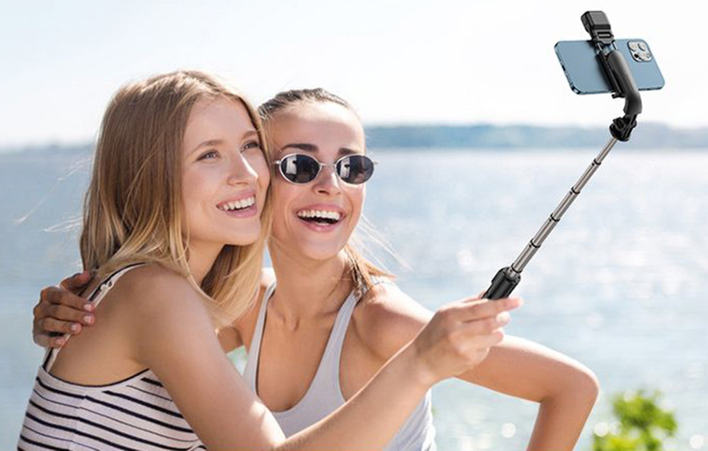 Mcdodo SS-1781 Bluetooth Selfie Stick - 3.5